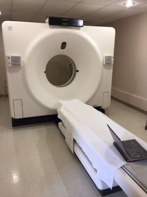 GE LightSpeed QX/i CT Scanner