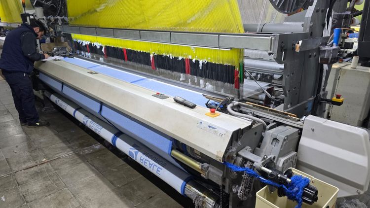 9 Vamatex SP1151 and Leonardo Dyna Terry 260cm340cm Grosse/Staubli