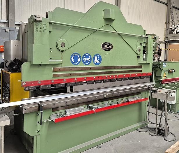 Eclair AP 110 press brake 1100 kN (110t)