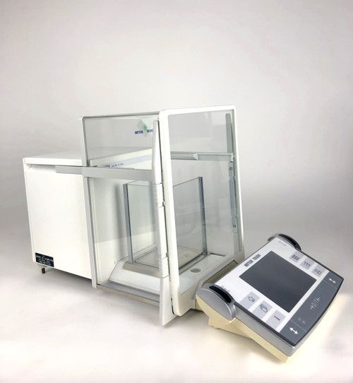 Mettler Toledo AX204 Analytical Balance