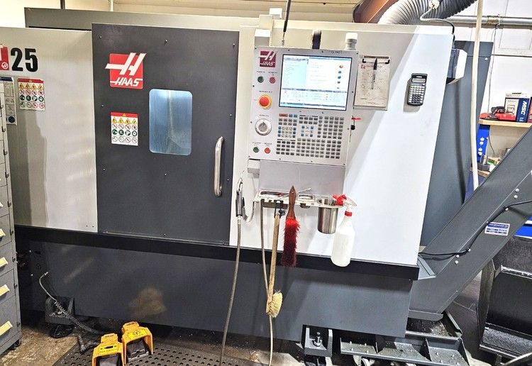 Haas CNC Control 3,400 RPM ST-25 2 Axis