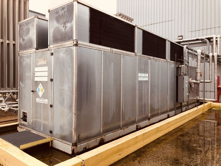 Edwards CE-210-A-14ZB3, Air cooled chiller