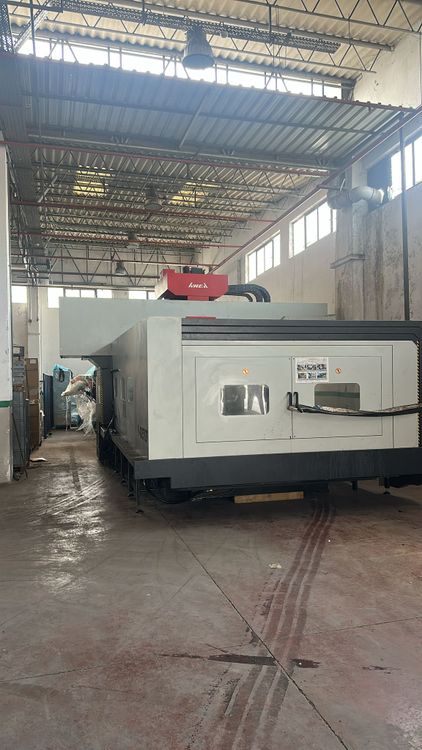 AWEA LP4025ZF CNC bridge machining center