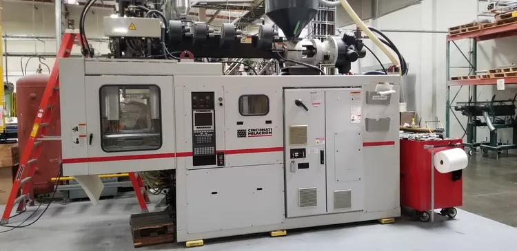 Cincinnati Milacron E75 D1.5 Blow Molder