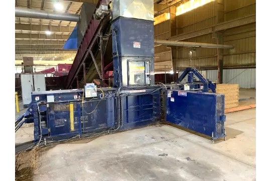 2 Max-Pak HOE2850-759AR Auto-Tie Horizontal Baler