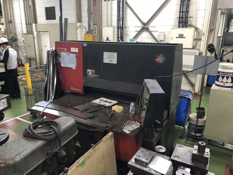 Amada CTS-900NT 30 ton