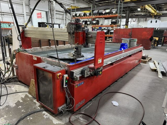 Omax MAXIEM 2040 WATERJET  PC-based CNC controller