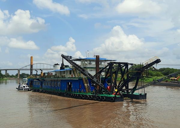 Dragon Hydraulic Cutter Suction Dredger Ellicott 3000 Dredging depth, maximum: 	13 m