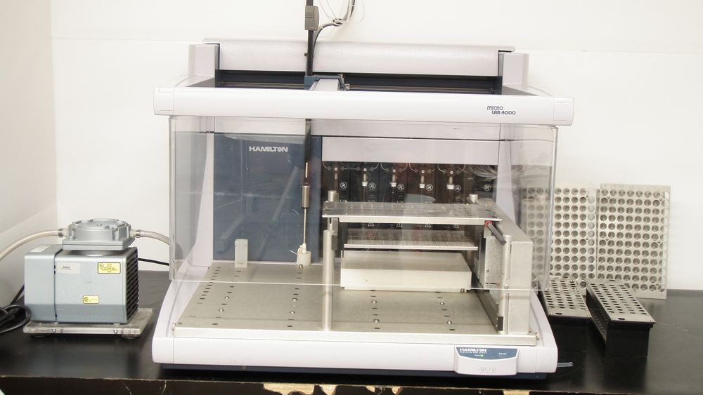 Hamilton Microlab 4000 Series SPE Robotic Liquid Handler