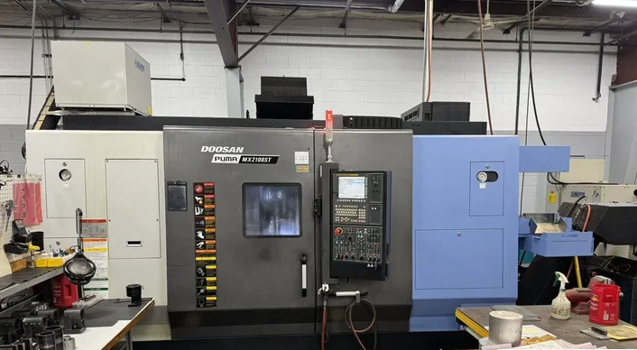 Doosan FANUC 31i Model B5, 5-Axis CNC (9 Axis Machine) 5000 rpm PUMA MX-2100ST 7 Axis