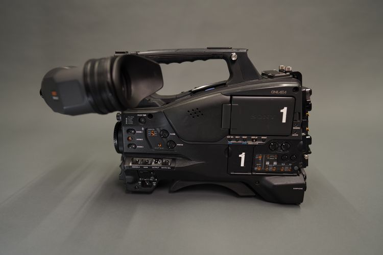 Sony PMW-500 Full HD XDCAM Camcorder