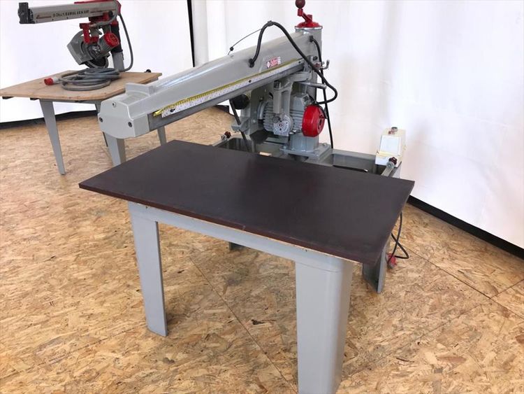 Dewalt 900 Radial saw