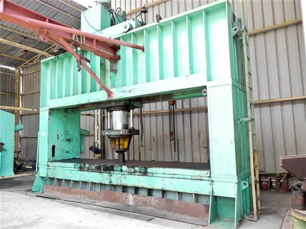 Faccin PPM 500 TON HYDRAULIC DISHING PRESS 550 Ton