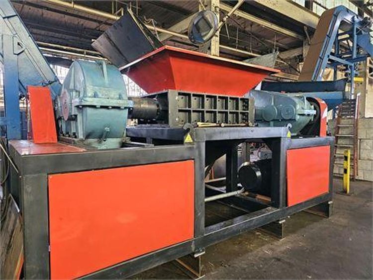 YM2-2212 Dual Shaft Hook Shear Shredder