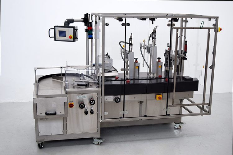 Z 201 Filling and sealing machine