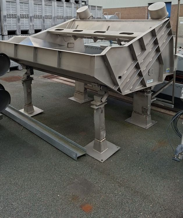 Key Superior Decluster Shaker for green beans