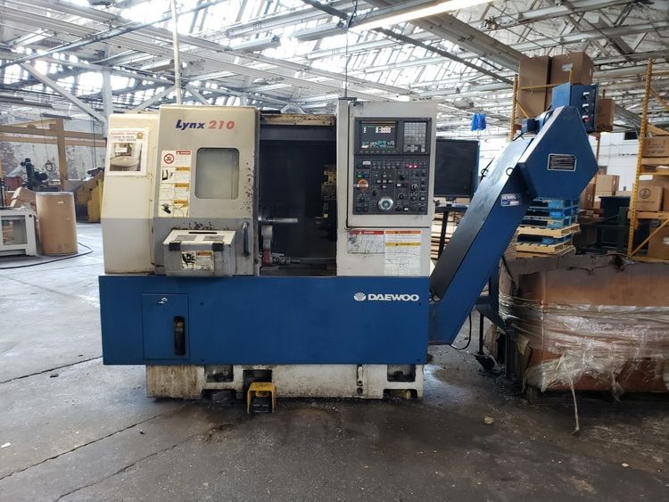 Daewoo Fanuc I Series Control 6000 Rpm Lynx 210a 2 Axis 6495