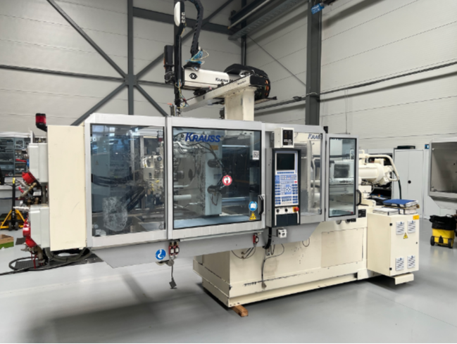 Krauss Maffei KM 125 - 700 C2 125 T