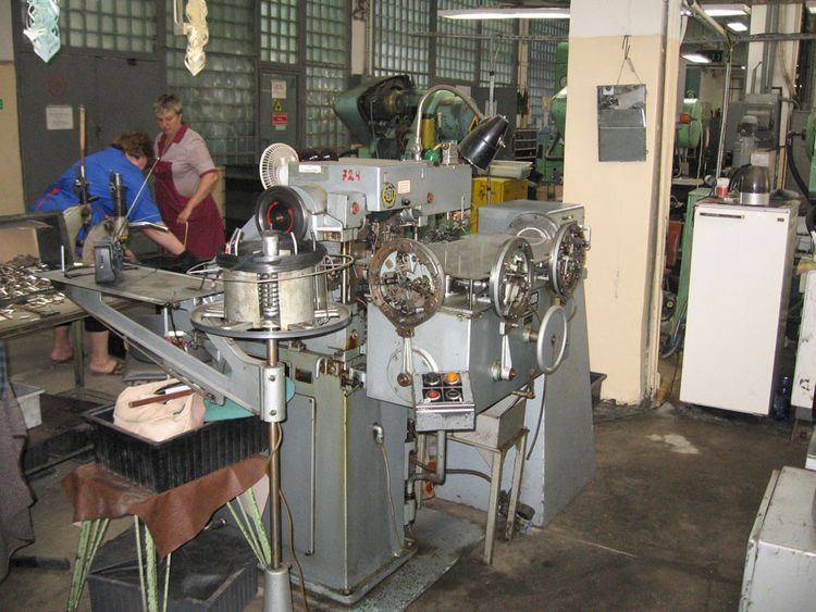 Wafios Z0-1 Automatic coiling machine