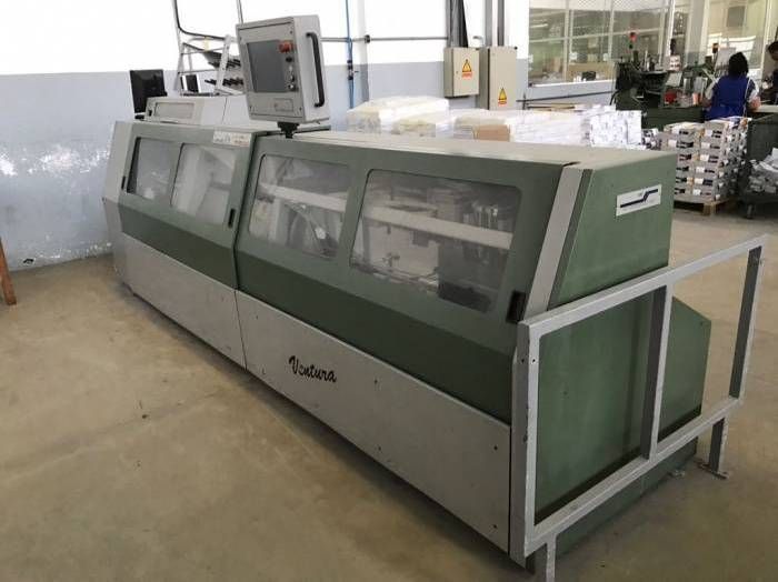 MULLER MARTINI Ventura 3215 Sewing machine