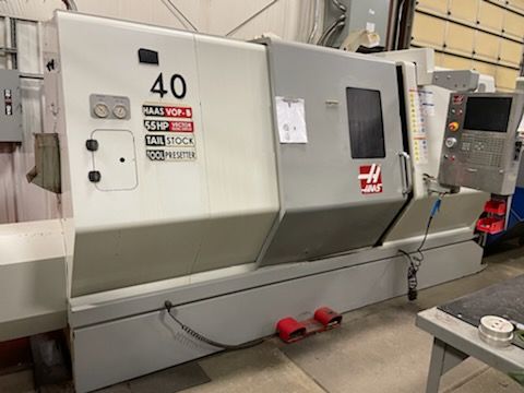 Haas Haas 32 BIT CNC Control 2400 Rpm SL 40T CNC Lathe 2 Axis