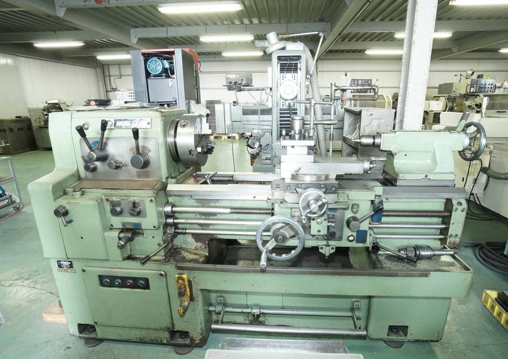 DMG, Mori Seiki Engine Lathe 1800 rpm MS850