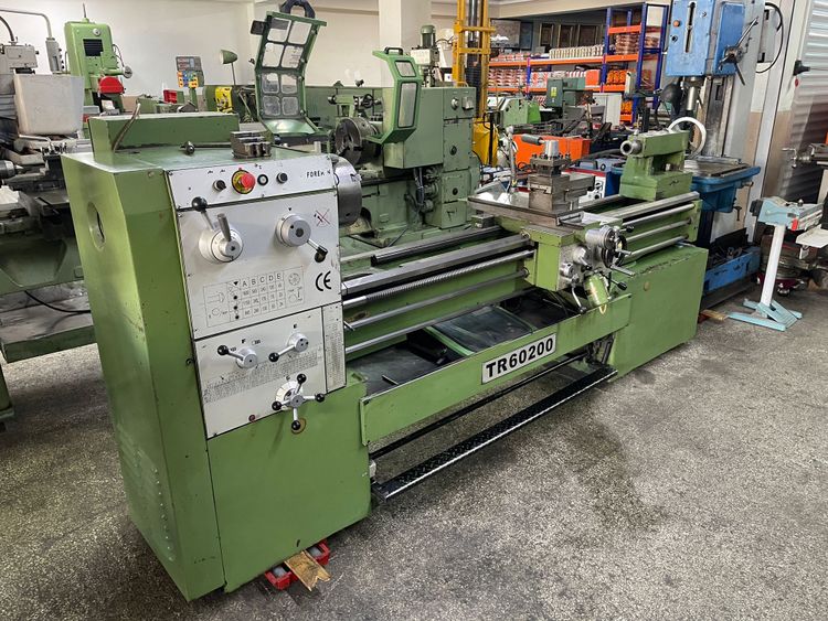 Engine Lathe Variable Speed FOREMAN 2 METRE LATHE