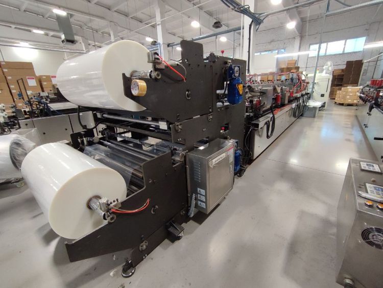 GSD -1200S Pauches and vacuum bag making