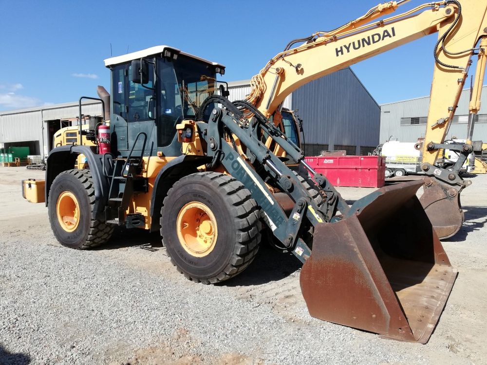 Hyundai HL757TM-9 Wheel Loader