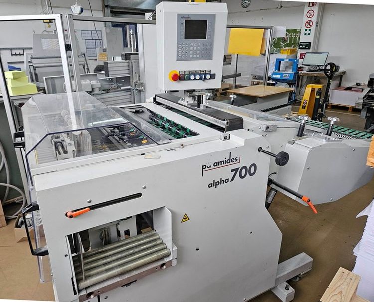 Palamides Alpha 700