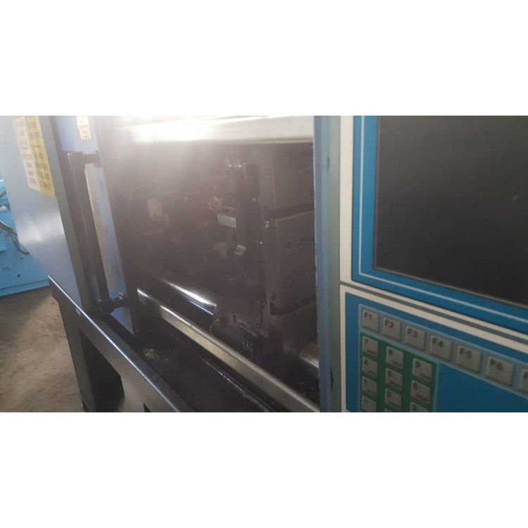 haitian-injection-molding-machine-120-t