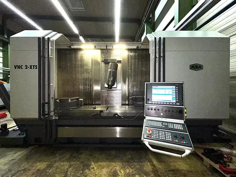 AXA VHC 2 - 1760 XTS Universal Machining Center 5 Axis