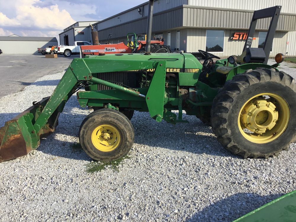 John Deere 2355 Tractor