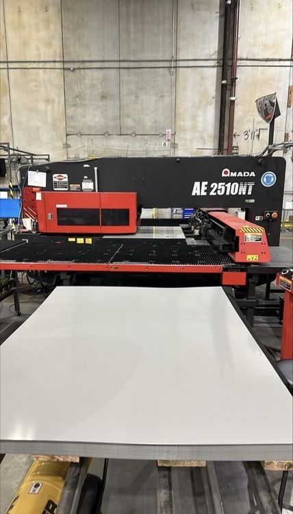 Amada AE2510NT Punch Capacity 	22 Ton