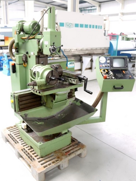 Maho MH 400 P Vertical 3150 RPM