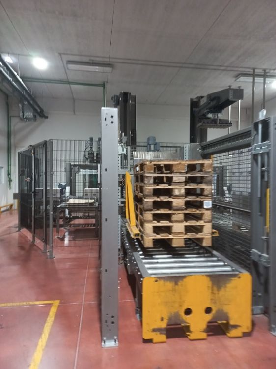 Langhammer Robot palletizer LR03