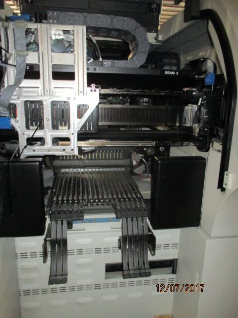 Universal Instruments GC120 SMT machine