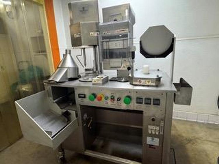 Schaefer 10 CAPSULE FILLING MACHINE