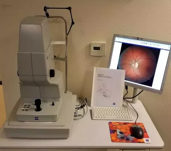 Carl Zeiss Visucam Pro NM Retinal Camera