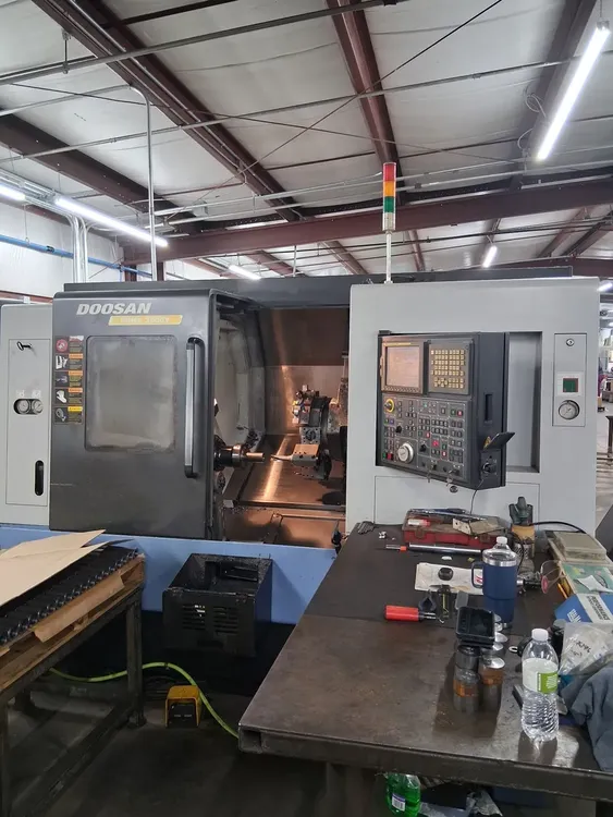Doosan Fanuc CNC Control 4,500 RPM PUMA 2000Y  4 Axis