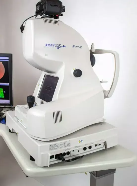 Topcon OCT 2000 Optical Coherence Tomography